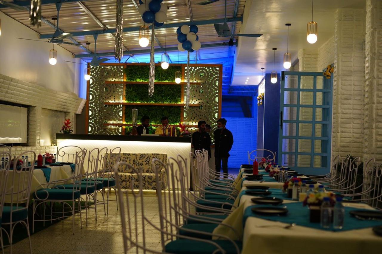 Hotel Vardhan Silvassa Eksteriør billede